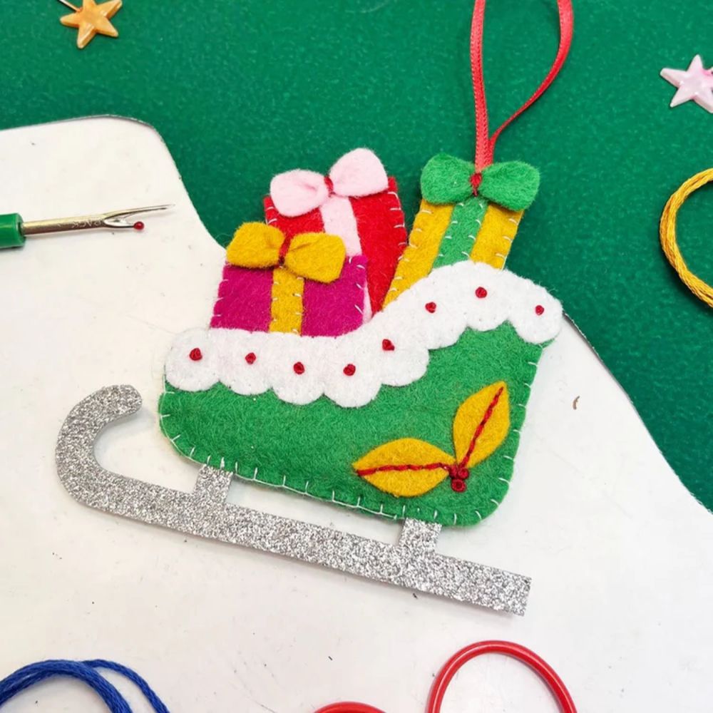 The Make Arcade Santa's Coming Christmas Felt Sewing Kit